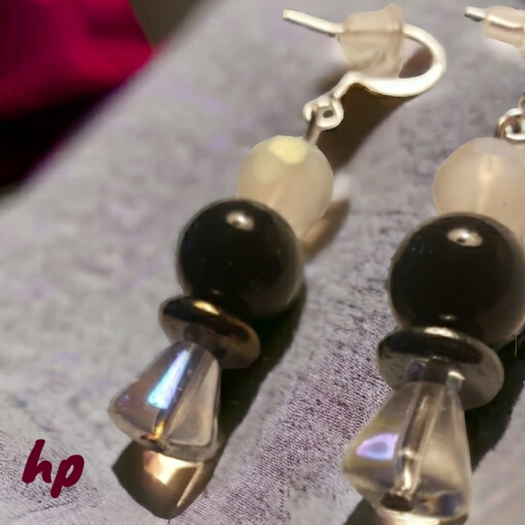 Frosted Crystal & Black Beaded Handcrafted Earrings - Picture 3 of 8